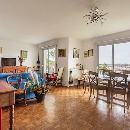 Apartment Lumineux A Quelques Pas Du Centre De Avec Wifi Et Balcon - Fr-1-4-687